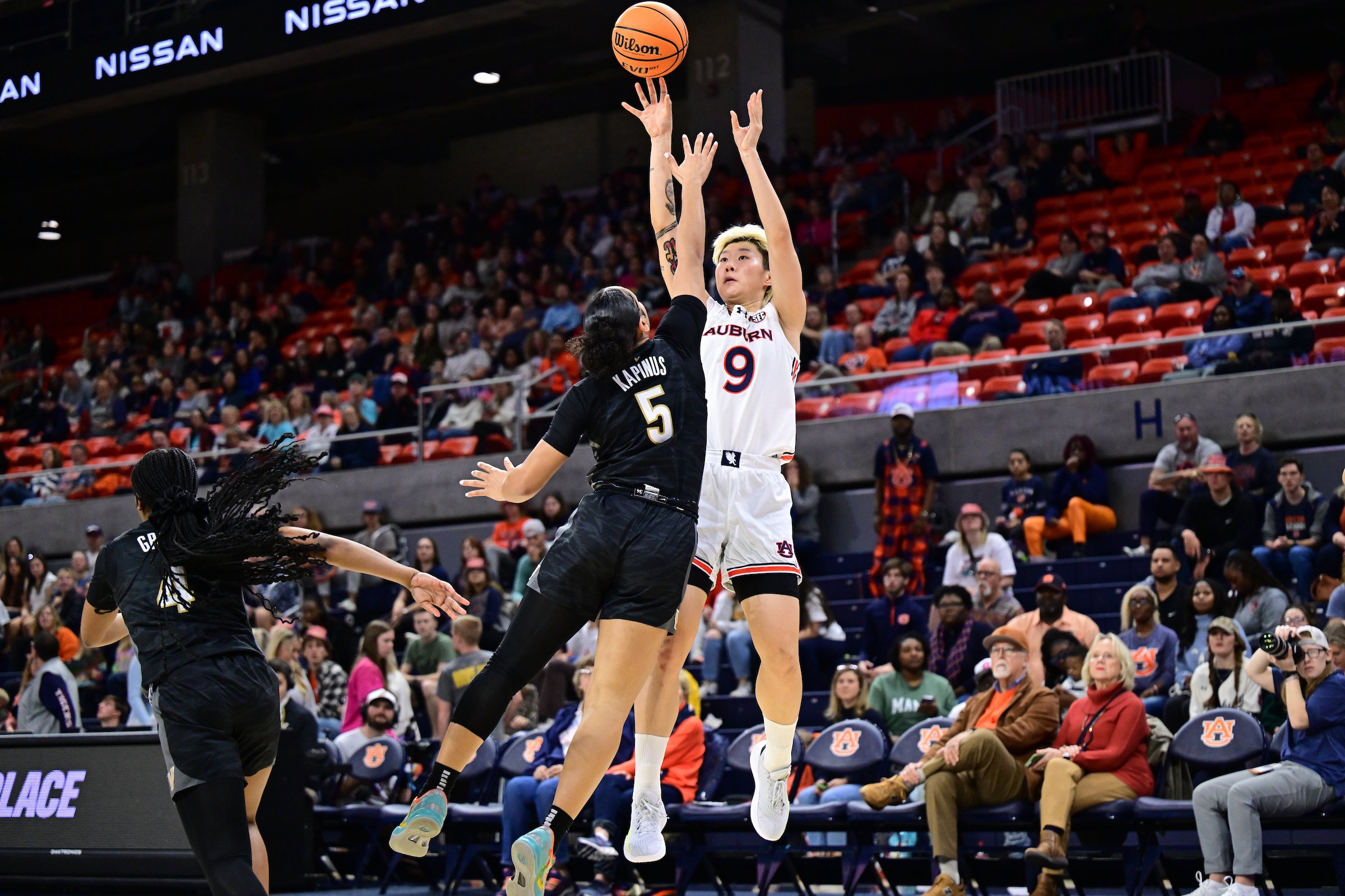 征戰(zhàn)NCAA！鄧雨婷：不太喜歡被稱為“李夢接班人” 未來想進WNBA